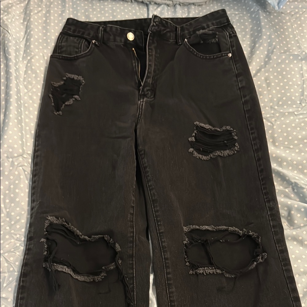Black and Straight Women’s Jeans